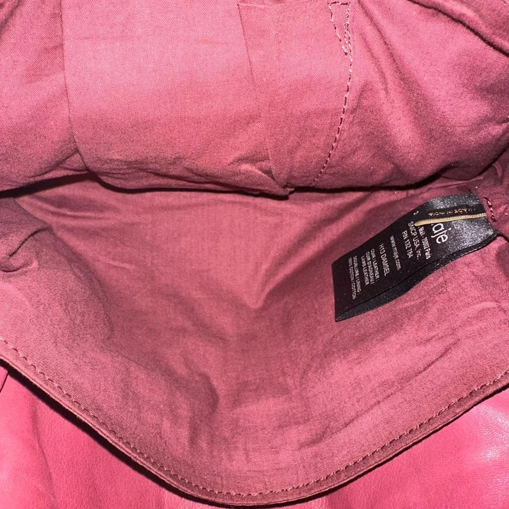 Maje Elegant Quilted Raspberry Shoulder Bag - Picture 4 of 5